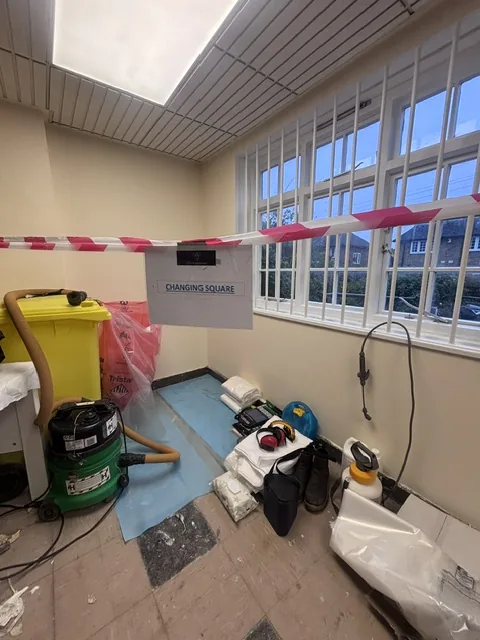 Asbestos floor tile and bitumen removal in Whitechapel